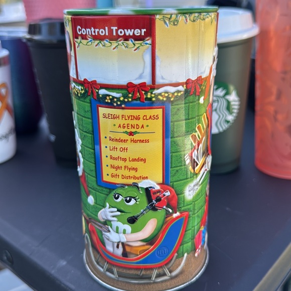 M & M’s Christmas Village Tin #19 Limited Edition - Picture 4 of 5